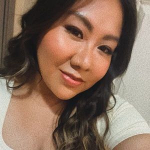 Meet your Posher, Claudia